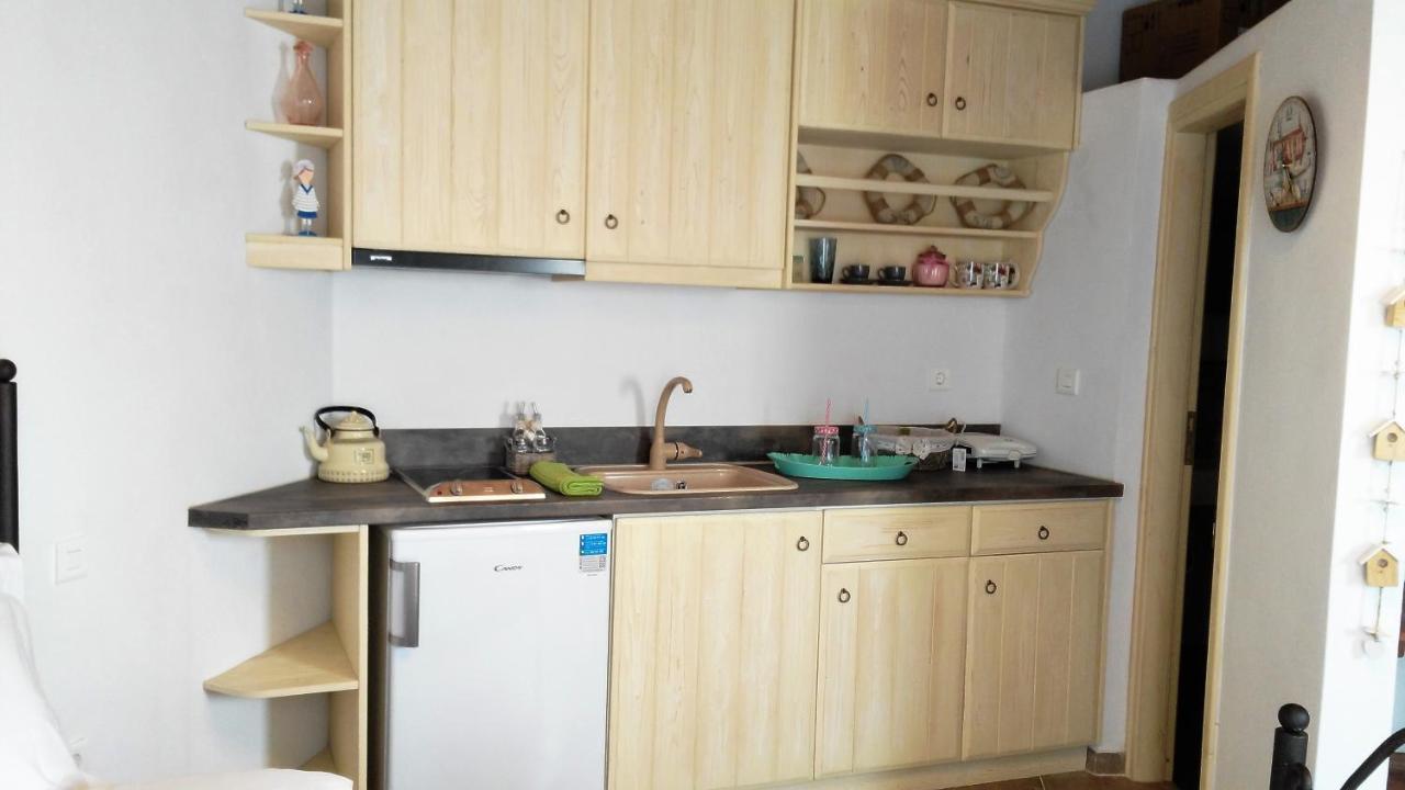 Argento Apartment Kímolos Екстериор снимка