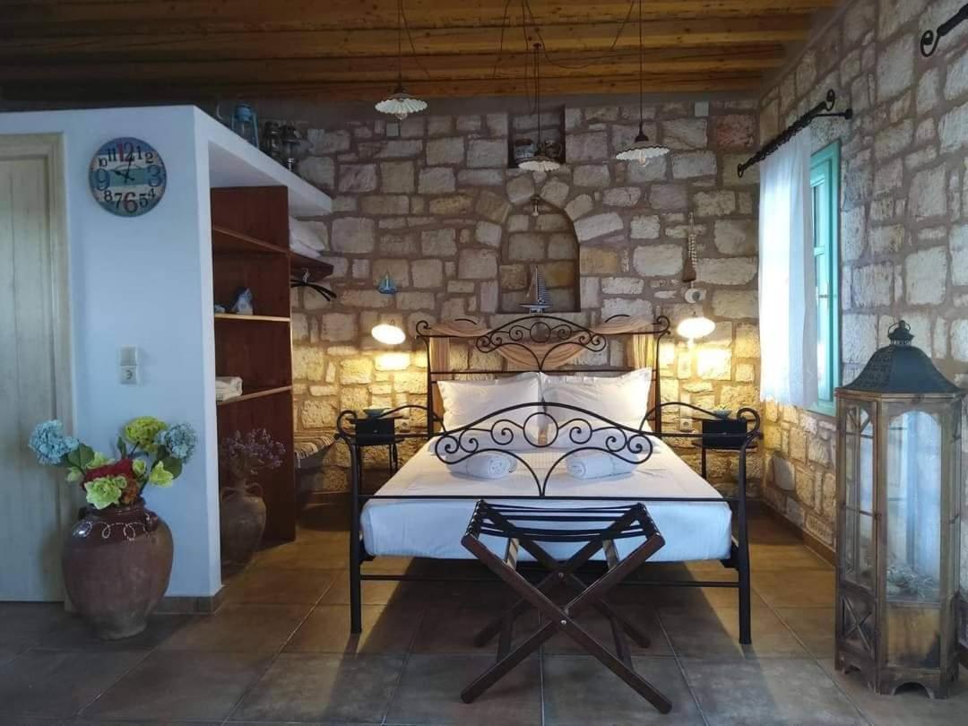 Argento Apartment Kímolos Екстериор снимка