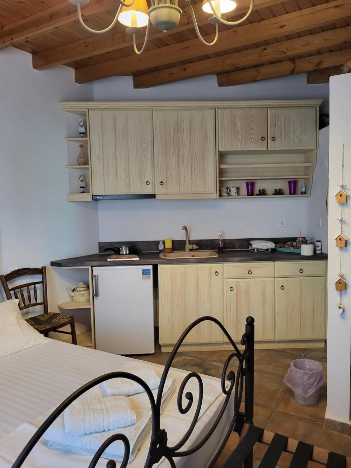 Argento Apartment Kímolos Екстериор снимка